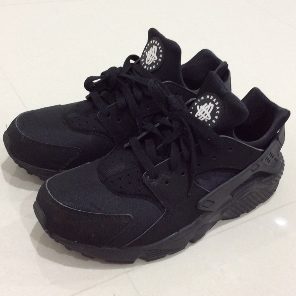 Nike Black Huarache